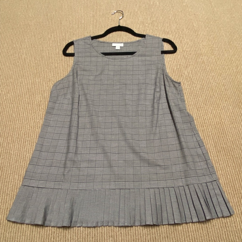 J. Jill pleated sleeveless top, M